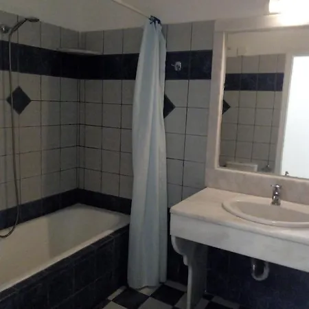 Blue Horizon Fira (Santorini)